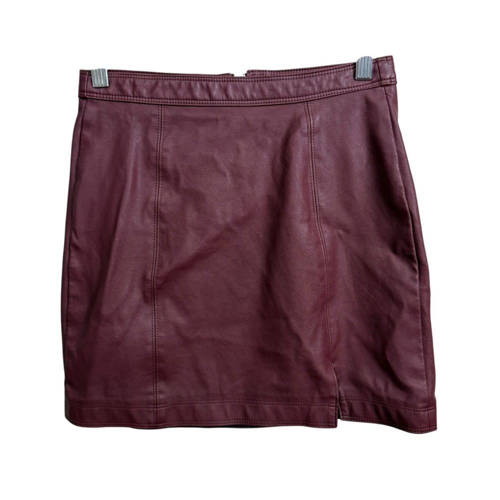 Altar’d State Burgundy Faux Leather Mini Skirt Back Zip Size Small